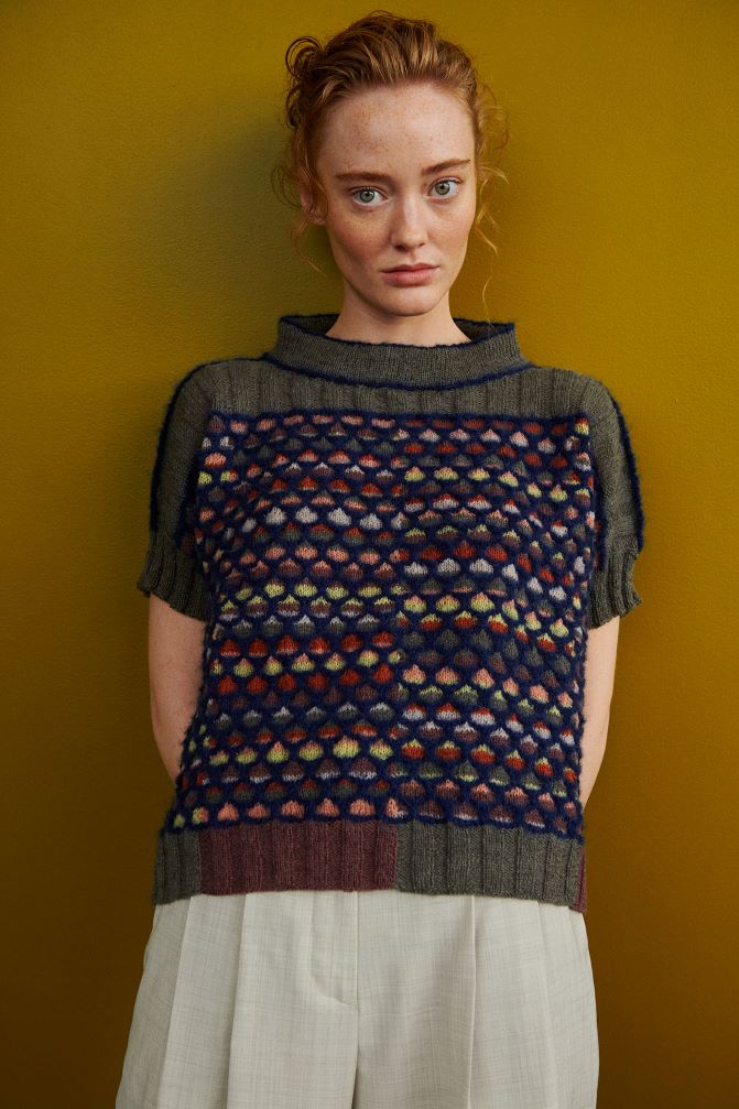 Isager - Et strikkeliv 2 Ud i verden