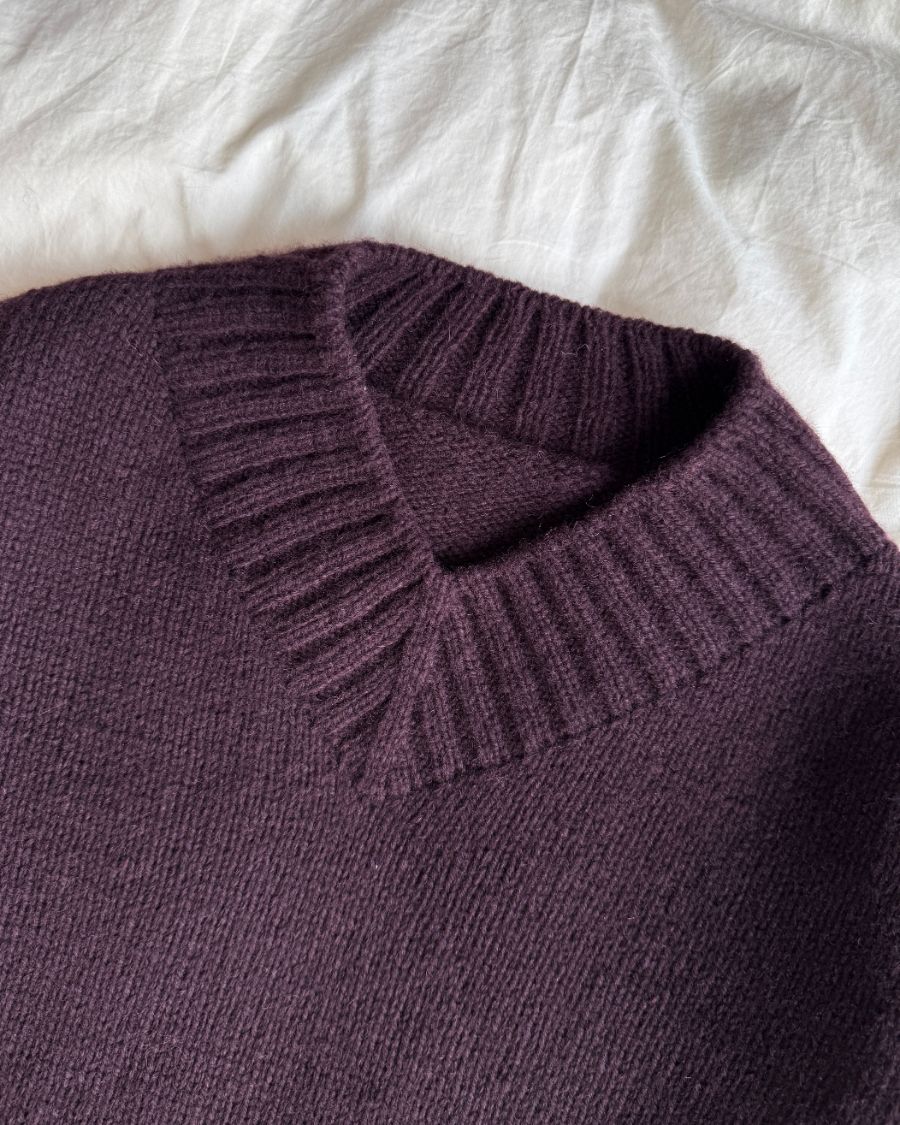 PetiteKnit - Hannah Sweater V-neck