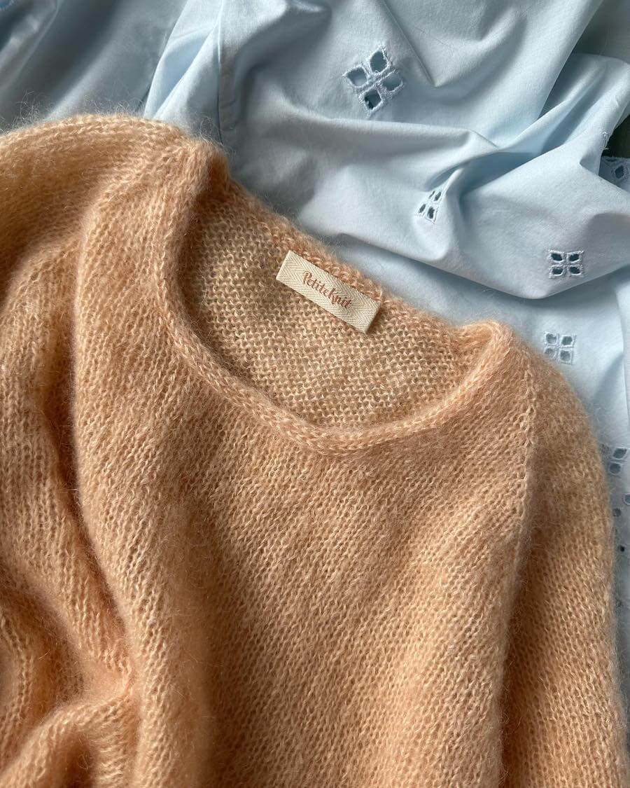 PetiteKnit-label - Biscuit