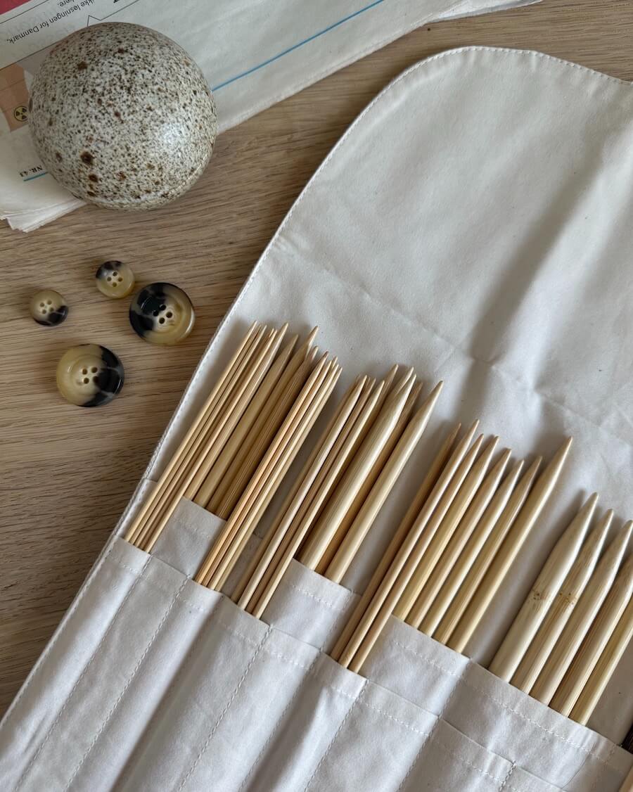 PetiteKnit - Knitter's Needle Case - Double-pointed needles