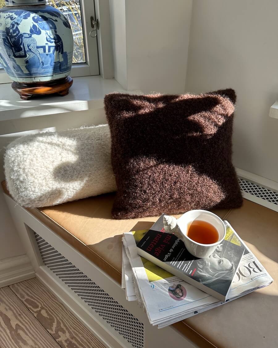 PetiteKnit - Teddy Pillow