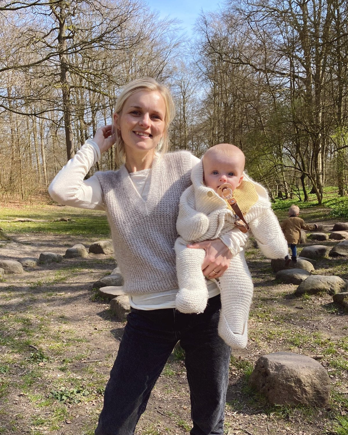 PetiteKnit - Friday Slipover V-neck