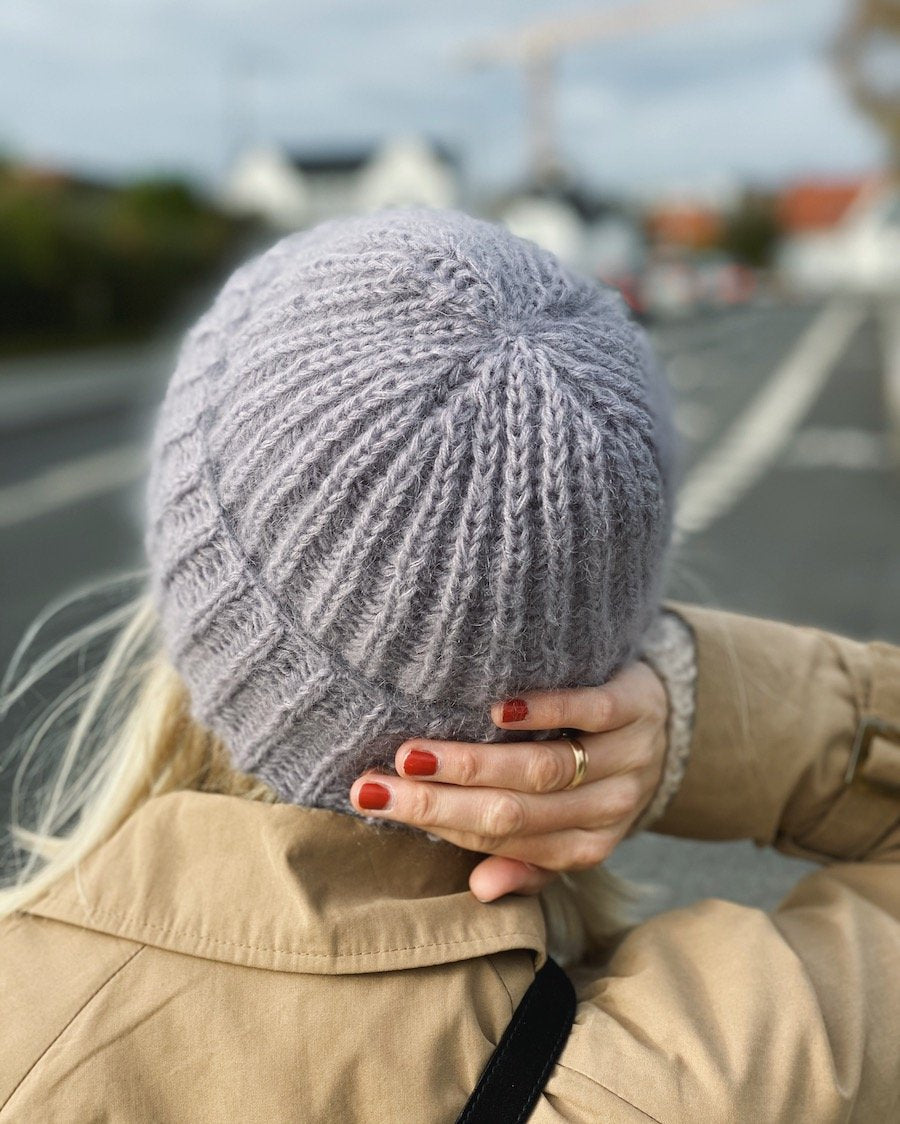 PetiteKnit - Septembermössa