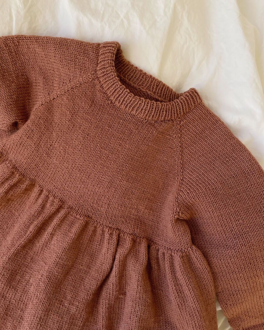 PetiteKnit - Karlas klänning