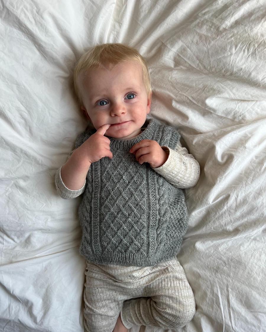 PetiteKnit - Moby slipover baby