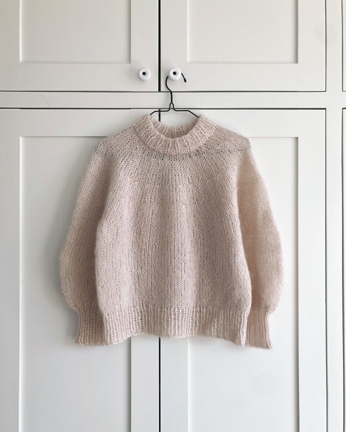 PetiteKnit - Saturday Night Sweater
