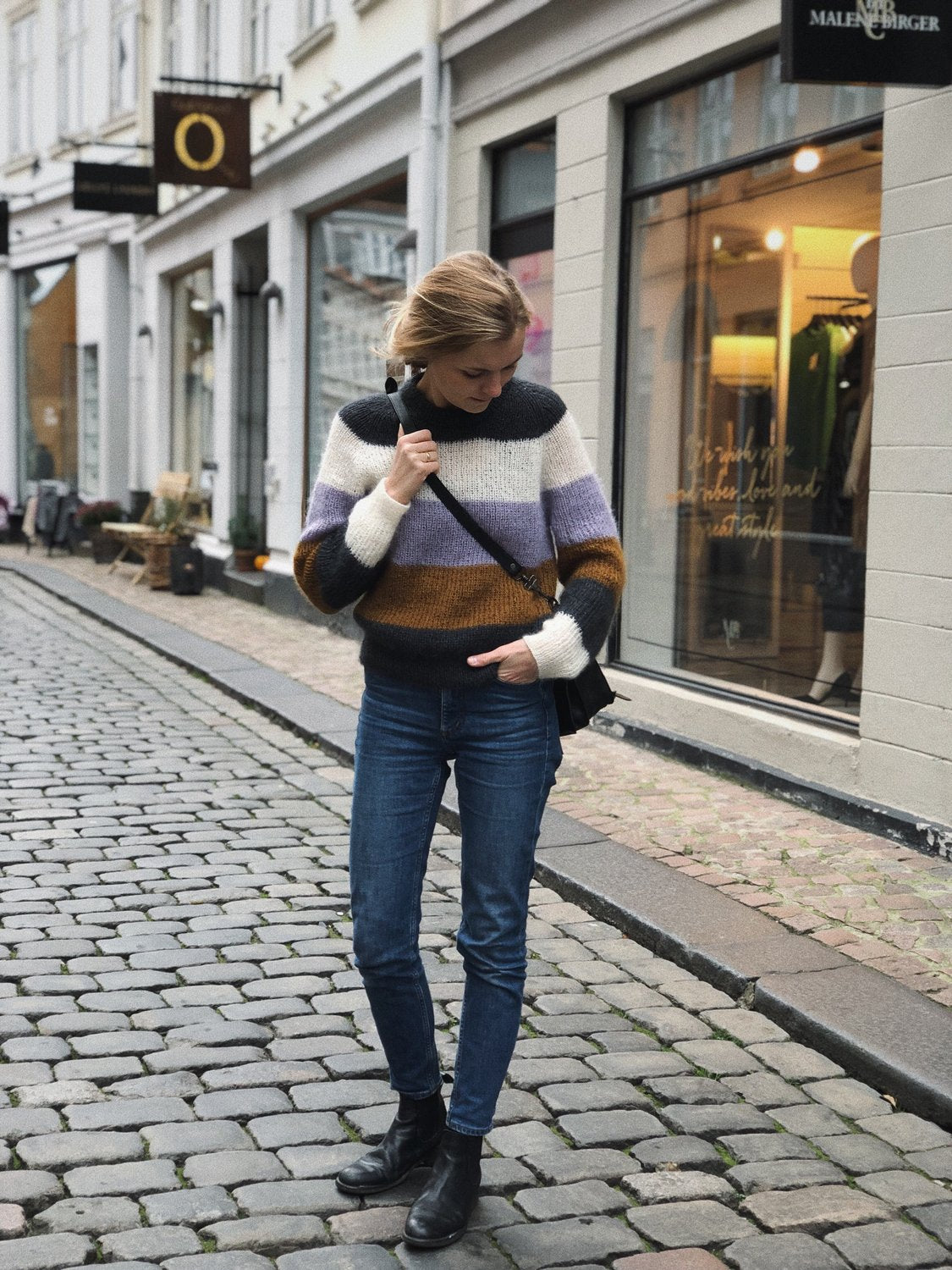 PetiteKnit - Sequin sweater