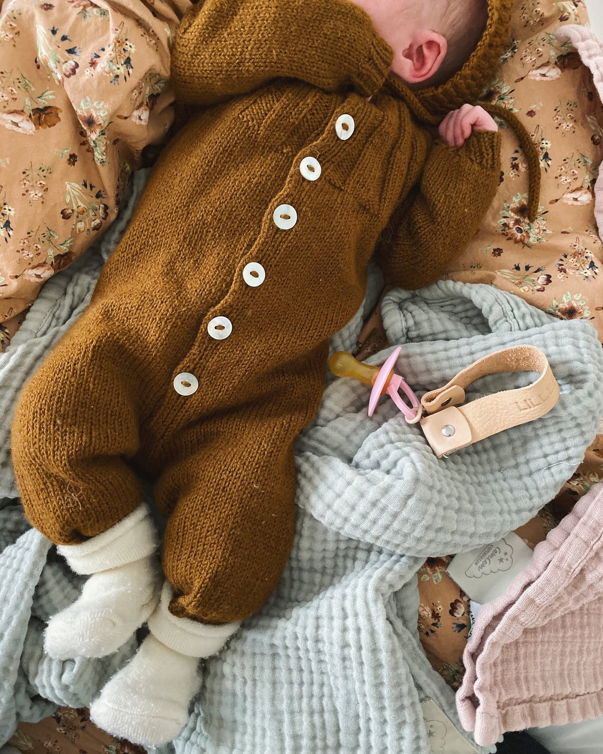 PetiteKnit - Sunday suit