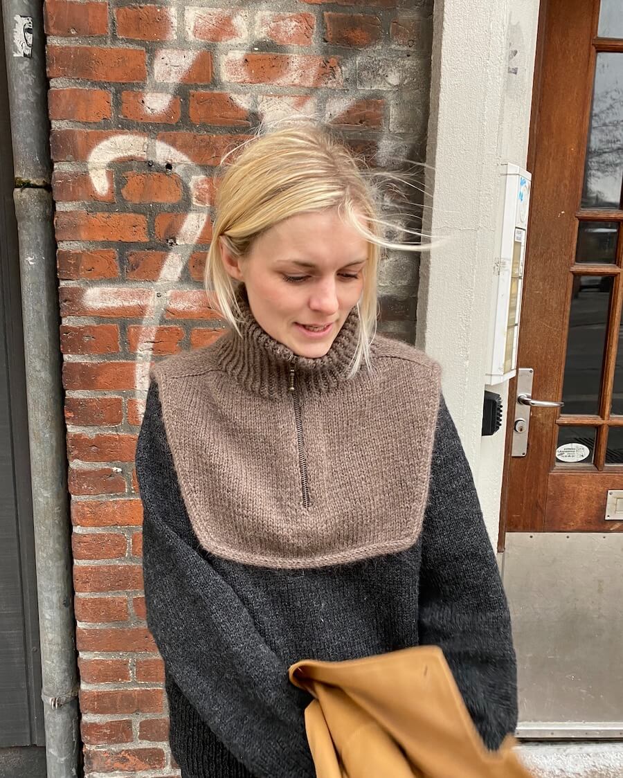 PetiteKnit - Zipper Neck