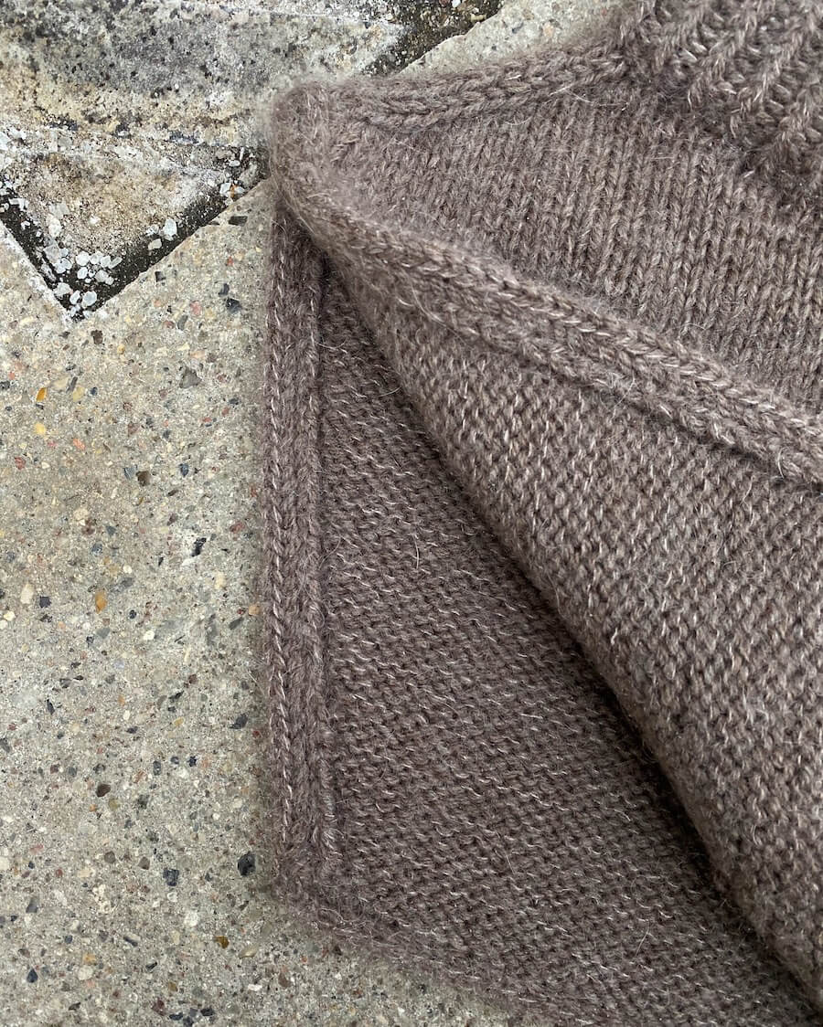 PetiteKnit - Zipper Neck