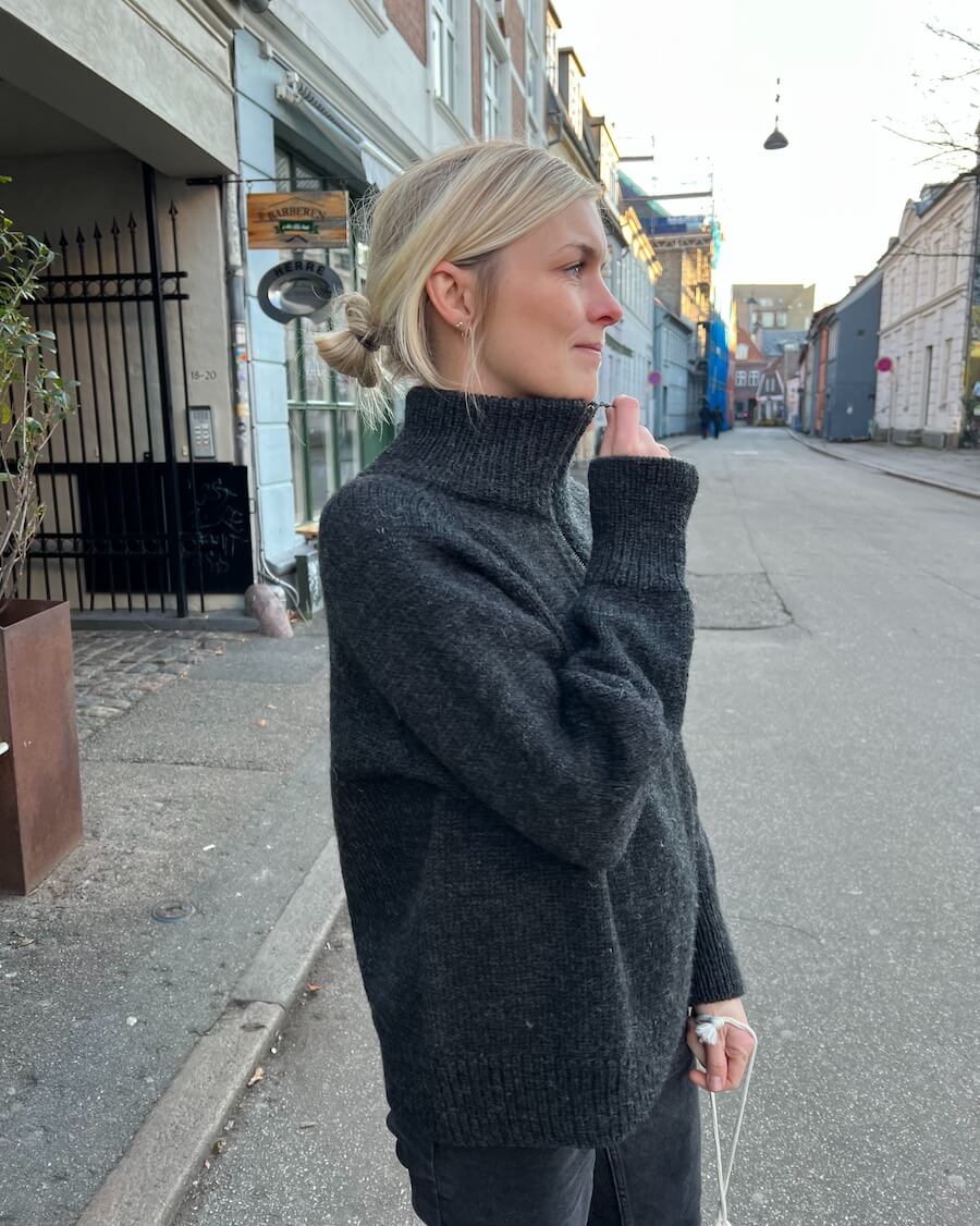 PetiteKnit - Zipper Sweater Light