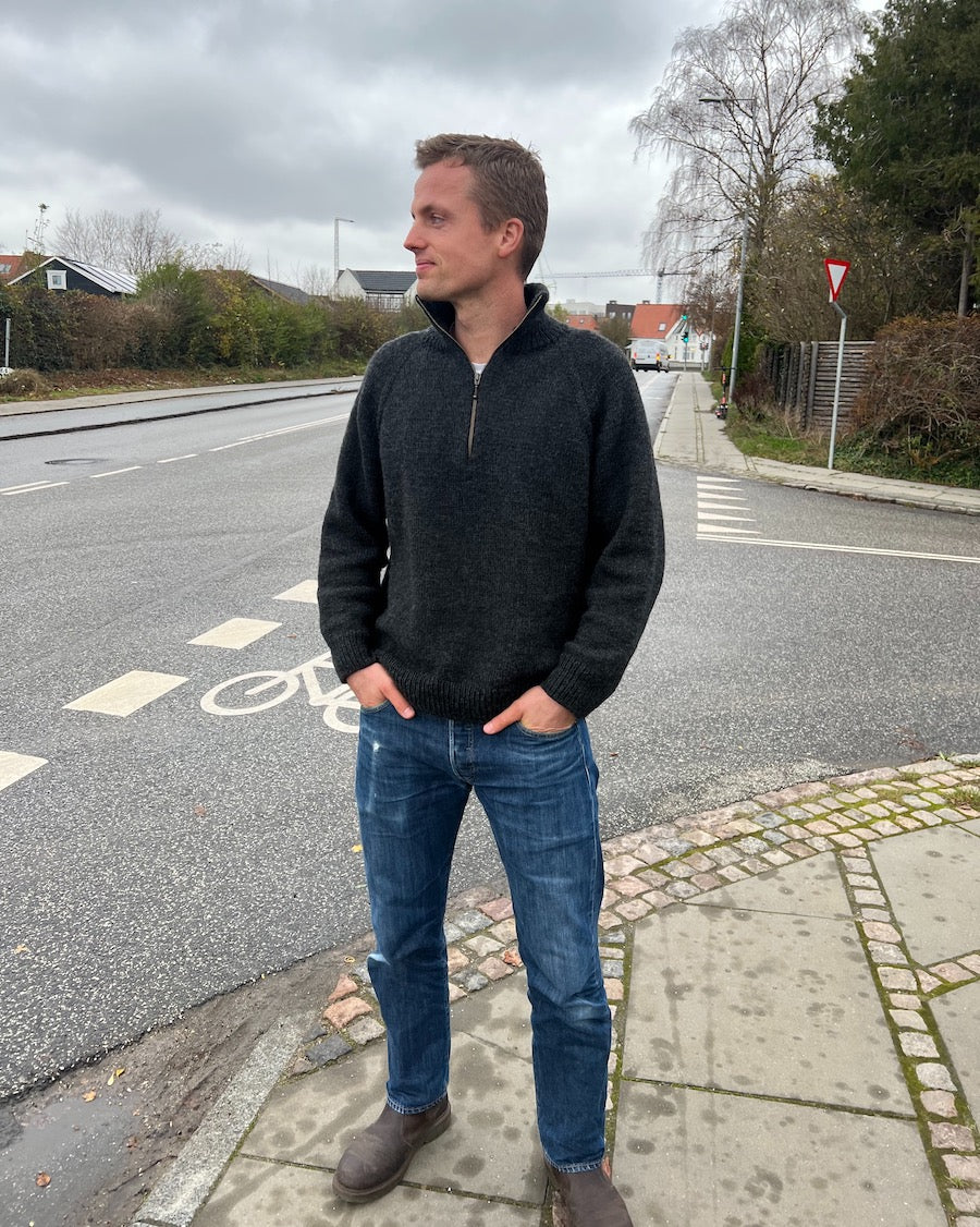 PetiteKnit - Zipper Sweater Light Man