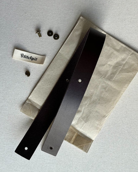 PetiteKnit - Leather strap for Christmas stocking - Dark brown