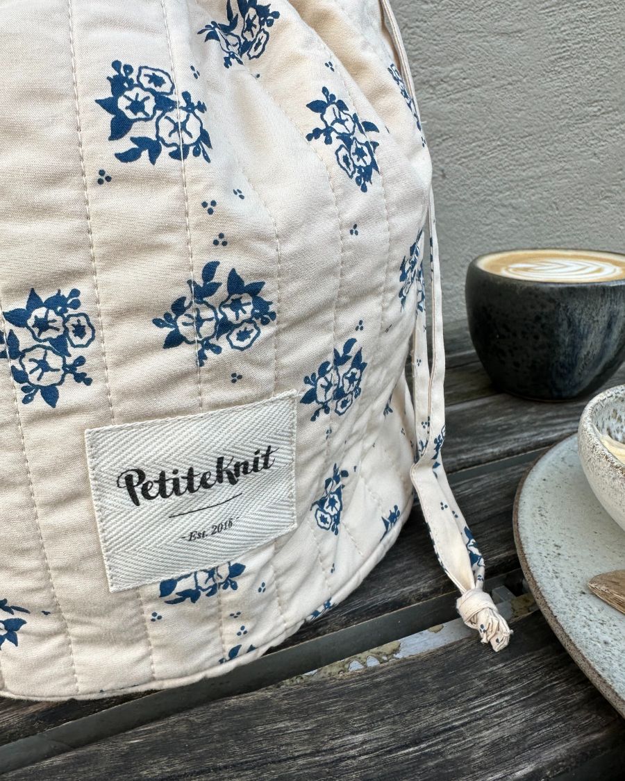 PetiteKnit - Get Your Knit Together Bag - Midnight Blue Flower