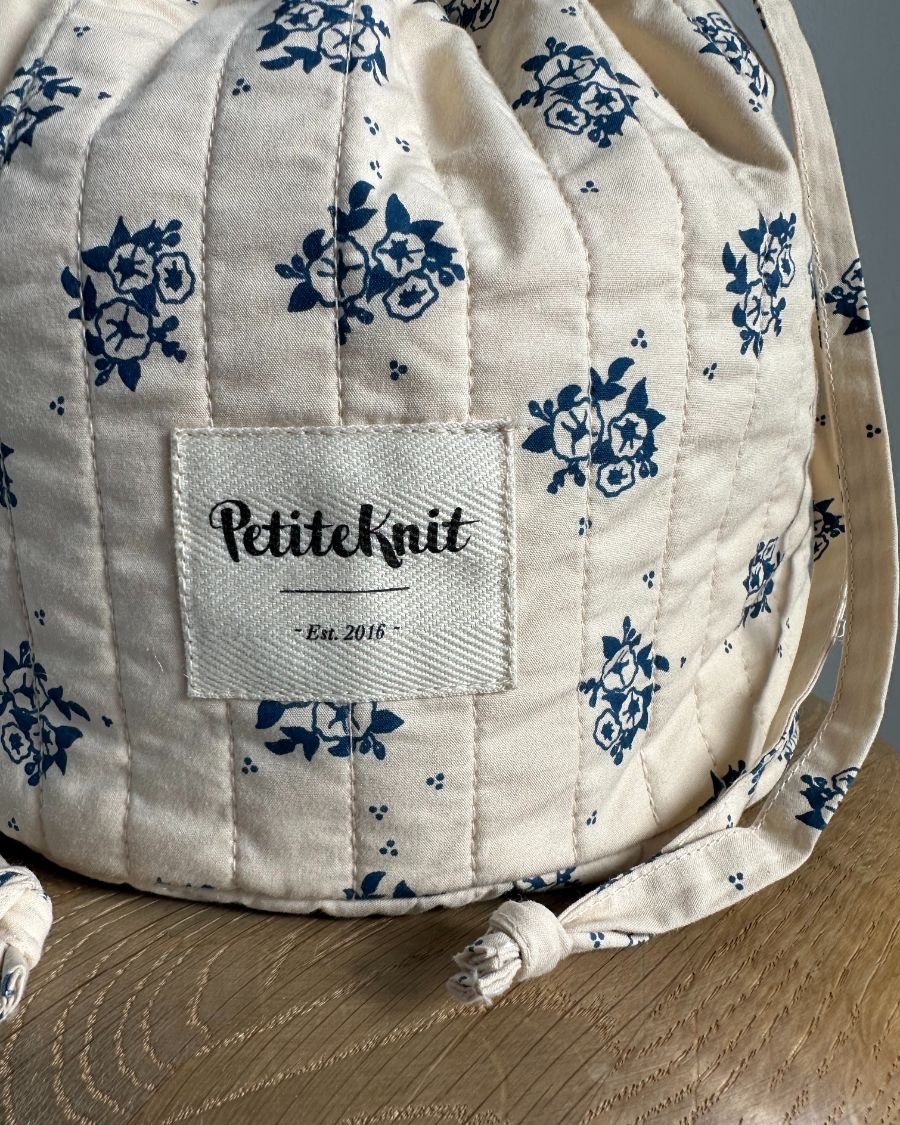 PetiteKnit - Get Your Knit Together Bag - Midnight Blue Flower