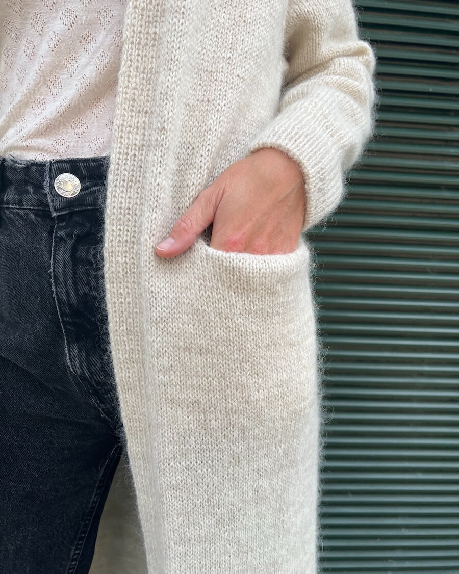 PetiteKnit – No frills cardigan