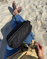 PetiteKnit - Juno clutch