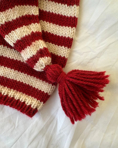 PetiteKnit - Santa Hat