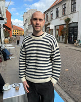 PetiteKnit - Otto Sweater Man