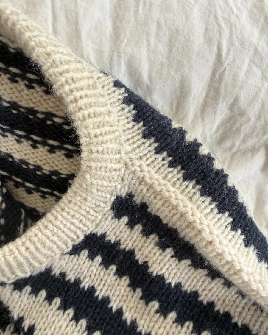 PetiteKnit - Otto Sweater Man