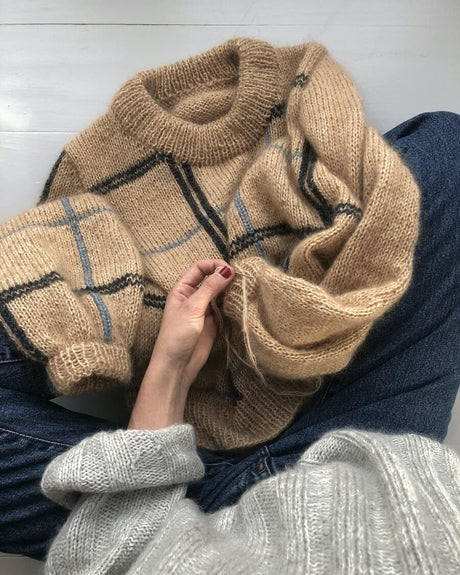 PetiteKnit - Scotty Sweater