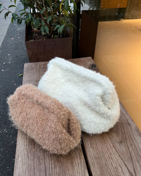 PetiteKnit - Teddy Clutch