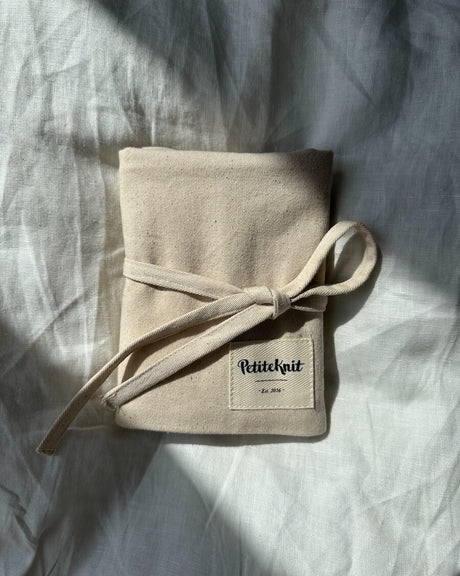 PetiteKnit - Knitter's Needle Case - Ändstickor