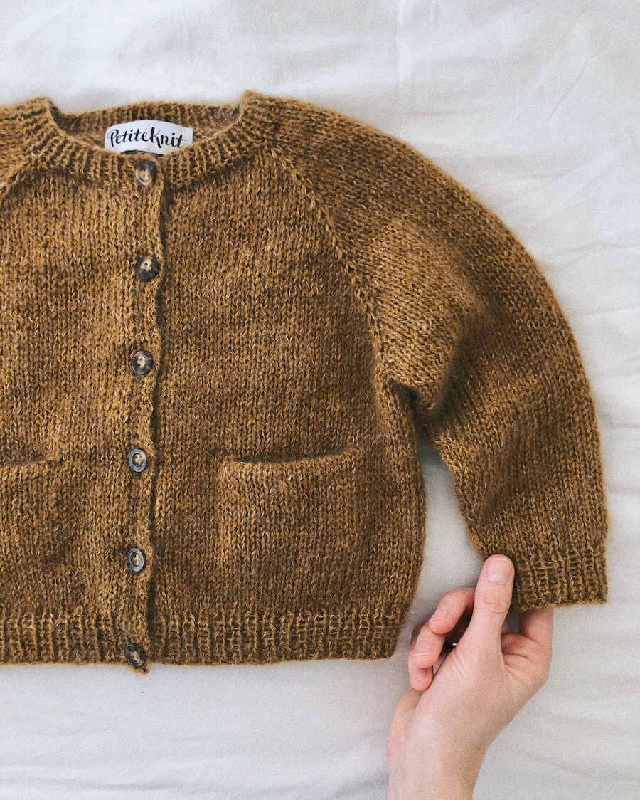 PetiteKnit – Ellens cardigan