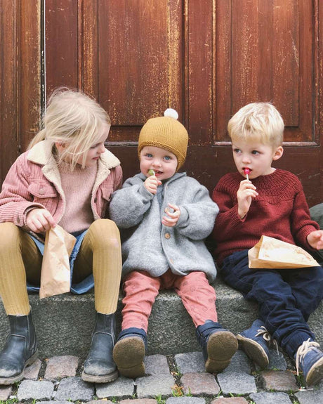 PetiteKnit - Albert's pilot hat 