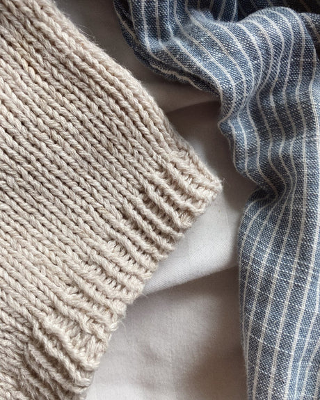 PetiteKnit - Anker's summer sweater 