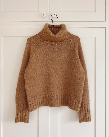 PetiteKnit – Caramel Sweater