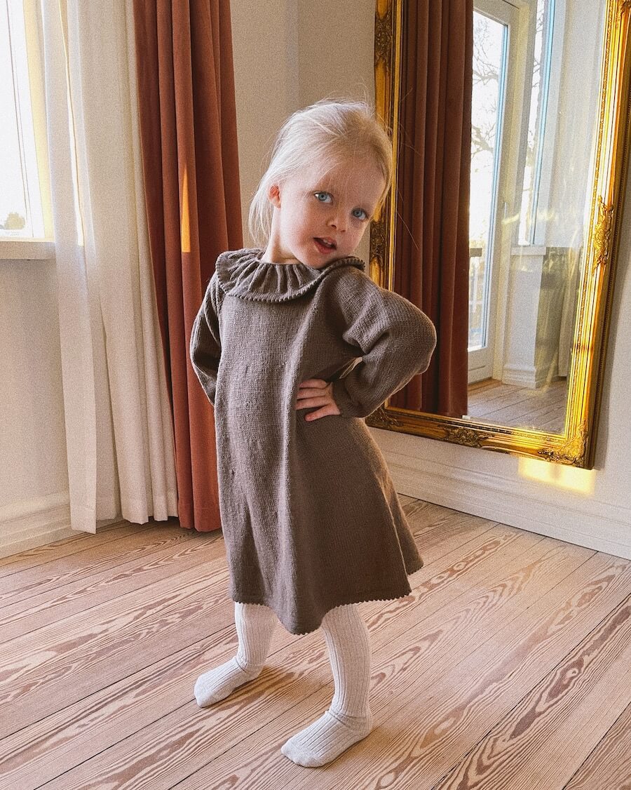 PetiteKnit - Dagmars klänning