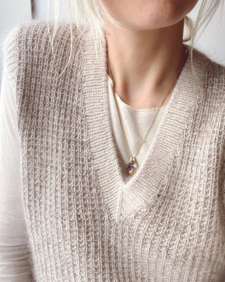 PetiteKnit - Friday Slipover V-neck