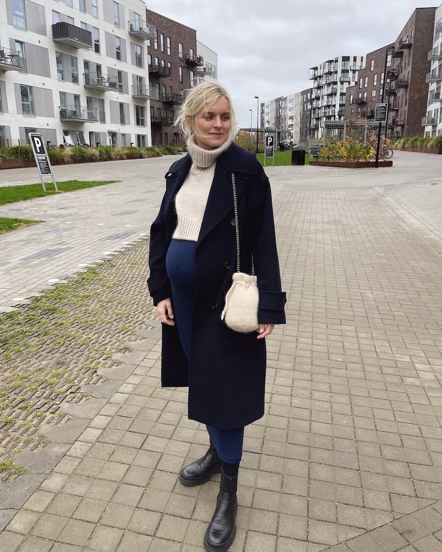 PetiteKnit's chain for the Winter Clutch/Honey series