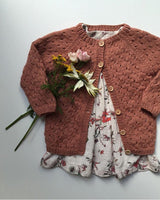 PetiteKnit – Annas Sommarcardigan