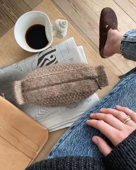 PetiteKnit - Marie Clutch