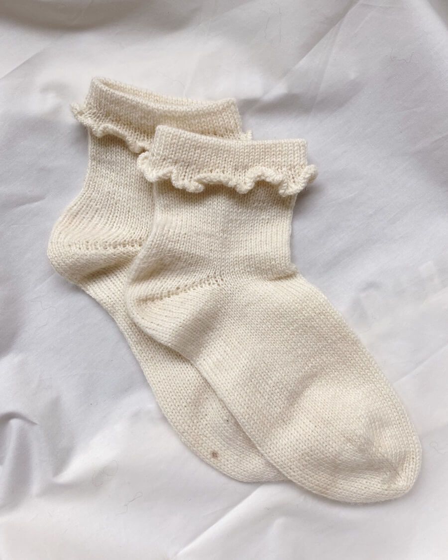 PetiteKnit – Ruffle socks